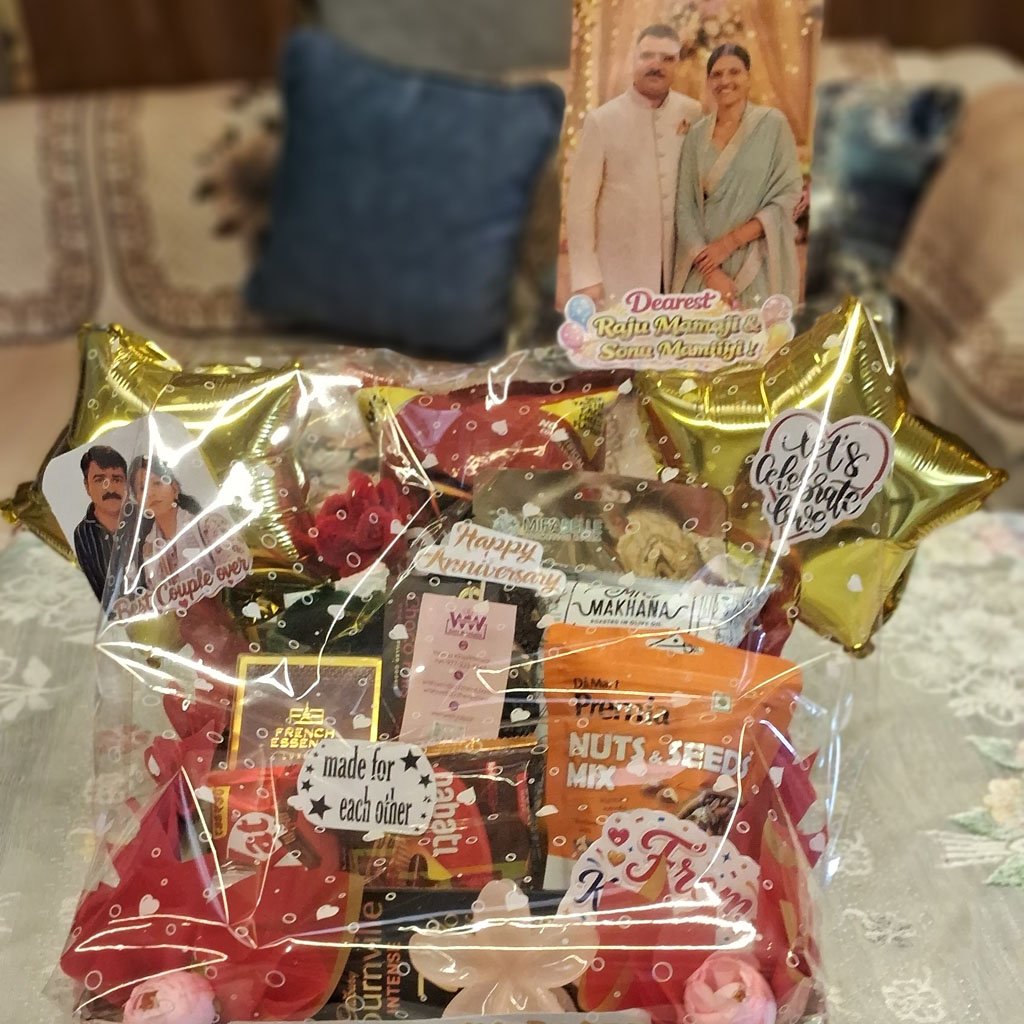 Anniversary gift hamper ideas for couples in Jaipur